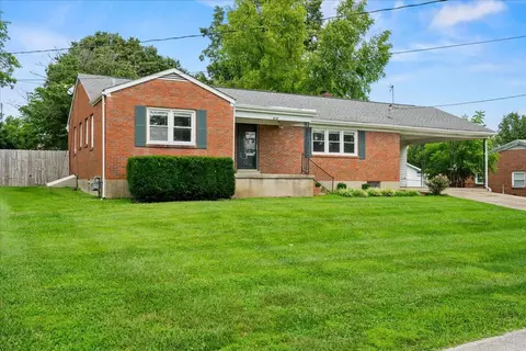 10 Howard Dr, Winchester, KY 40391 photo 2