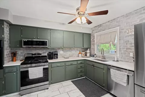 10 Howard Dr, Winchester, KY 40391 photo 5
