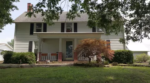 7934 Ironworks Rd, Winchester, KY 40391