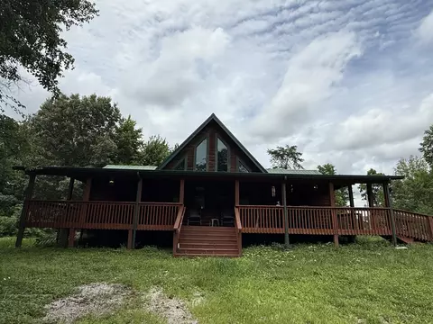 205 Hollow Creek Rd, Berea, KY 40403