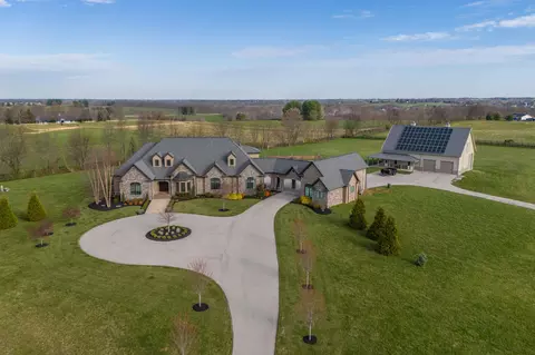 1782 W Leestown Rd, Midway, KY 40347