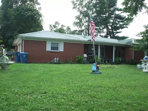 101 Whitney Ave, Lawrenceburg, KY 40342