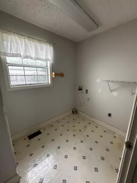 Other - 2010 Cedar Ln, Corbin, KY 40701 photo 4 of 8