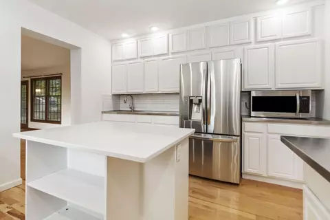 Kitchen - 110 Padgett St, Corbin, KY 40701 photo 3 of 4