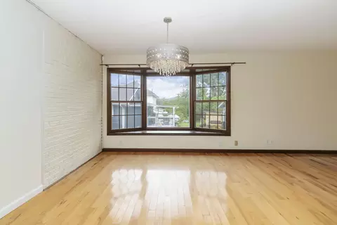 Living - 110 Padgett St, Corbin, KY 40701 photo 9 of 13