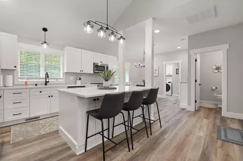Kitchen - 309 Riva Ridge Trl, Corbin, KY 40701 photo 1 of 2