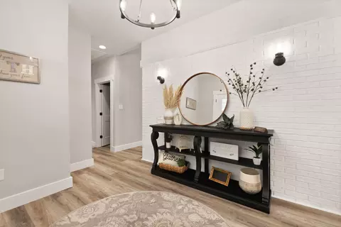 Entry Way - 309 Riva Ridge Trl, Corbin, KY 40701 photo 5 of 9
