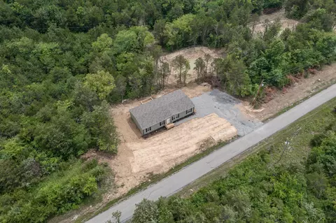 306 Parsons Ln, Harrodsburg, KY 40330