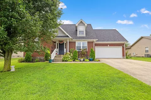 4010 Paddock Loop, Lawrenceburg, KY 40342 photo 3