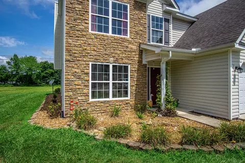 Exterior - 3003 Sunset Dr, Corbin, KY 40701 photo 5 of 9