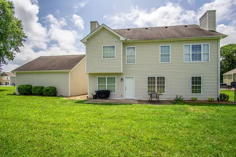 Exterior - 3003 Sunset Dr, Corbin, KY 40701 photo 7 of 9