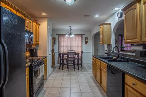 Kitchen - 3003 Sunset Dr, Corbin, KY 40701 photo 1 of 5
