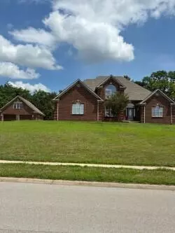 1029 Meadow Ridge Dr, Richmond, KY 40475
