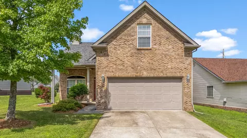 585 Southpoint Dr, Lexington, KY 40515
