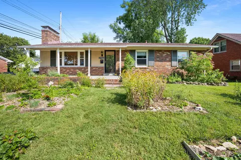 2104 Winterberry Dr, Lexington, KY 40504