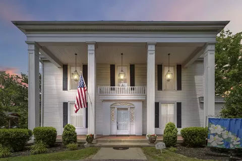 305 Barnes Mill Rd, Richmond, KY 40475