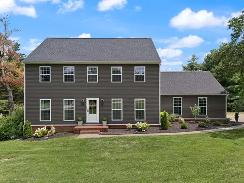 1060 Walnut Grove Cir, Richmond, KY 40475
