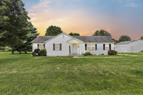 5253 Weaver Rd, Mays Lick, KY 41055