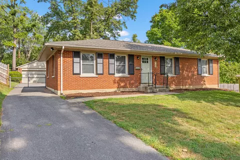 212 Aberdeen Dr, Lexington, KY 40517