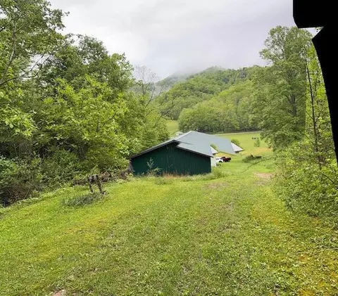 10975 Sheila Dr, Harlan, KY 40831