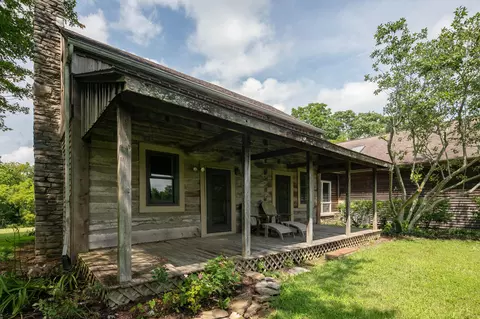 2680 Scotts Ferry Rd, Versailles, KY 40383