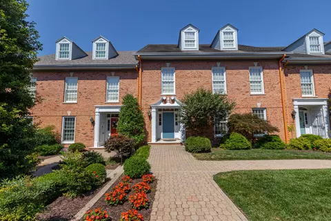 17 Charleston Greene # B, Danville, KY 40422