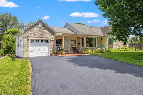 716 Alton Rd, Danville, KY 40422