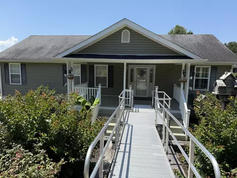 269 Macbennett Dr, Williamsburg, KY 40769 photo 3