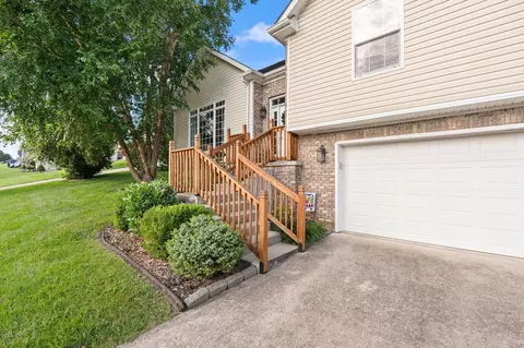 312 General Smith Dr, Richmond, KY 40475 photo 3
