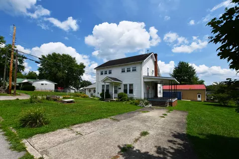 206 5th Street St, Ravenna, KY 40472