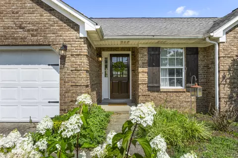 100 Canewood Blvd, Georgetown, KY 40324
