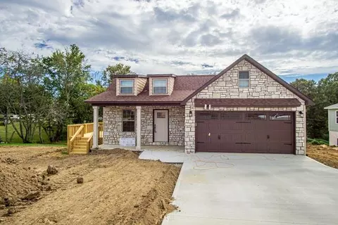 57 Queens Dr, East Bernstadt, KY 40729