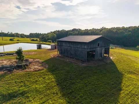 Undisclosed, Corbin, KY 40701 photo 13