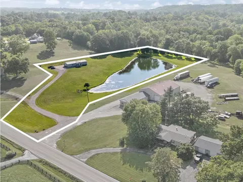 1296 Irvine Rd, Clay City, KY 40312