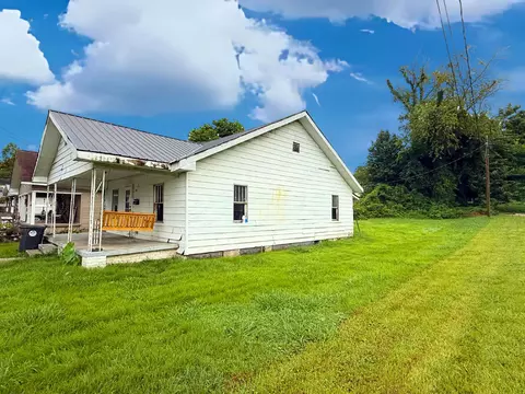 Exterior - 314 W 16th St, Corbin, KY 40701 photo 7 of 9
