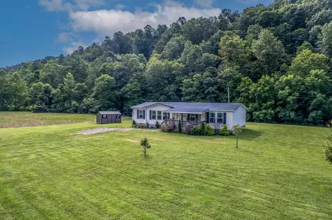 90 Gevedon Branch Rd, West Liberty, KY 41472