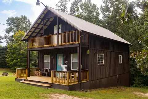3400 Amos Ridge Rd, Frenchburg, KY 40322