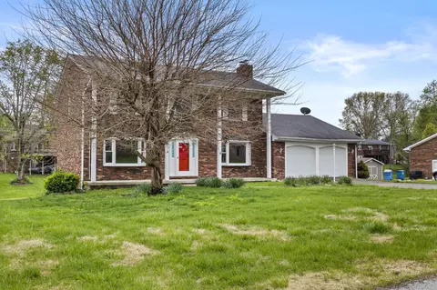 416 Brookhaven Dr, Danville, KY 40422