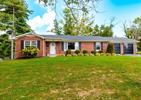 220 Forrest Dr, Lawrenceburg, KY 40342