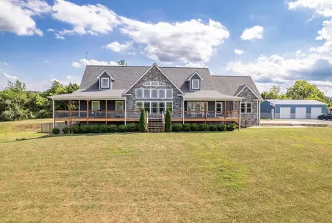 305 Maywood Rd, Stanford, KY 40484