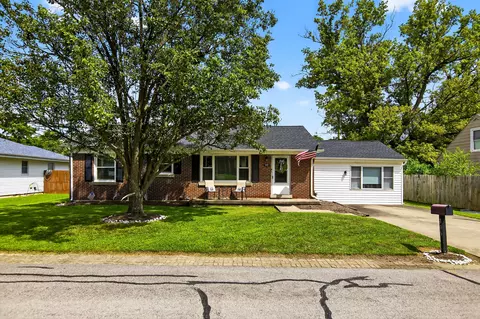 306 Snowden Dr, Winchester, KY 40391