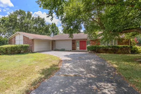 200 Hiawatha Trl, Georgetown, KY 40324