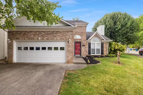 2121 Maura Trce, Lexington, KY 40513