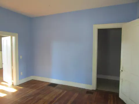 218 W Maple Ave, Lancaster, KY 40444 photo 6