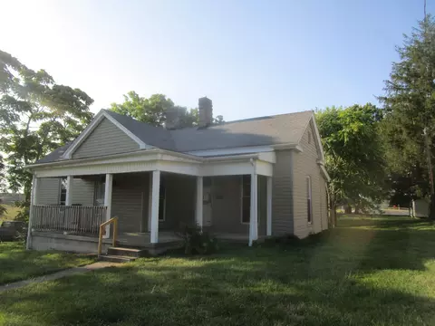 218 W Maple Ave, Lancaster, KY 40444