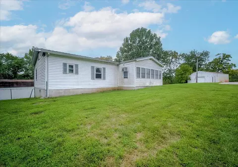 343 Tracy Ln, Frankfort, KY 40601