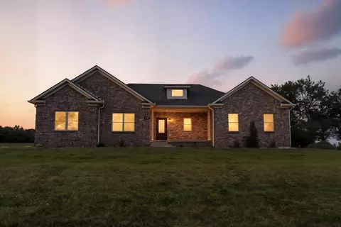 116 Wellington Ln, Frankfort, KY 40601