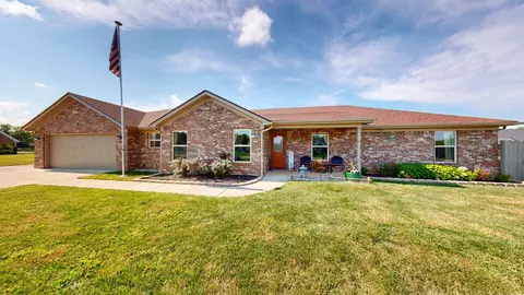 2000 Emerald Way, Richmond, KY 40475