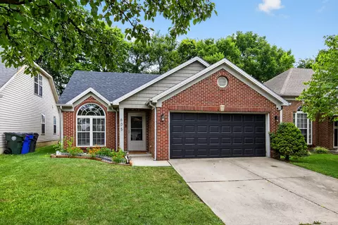 605 Skyview Ln, Lexington, KY 40511