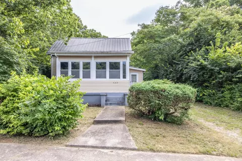 522 Hanson St, Paris, KY 40361